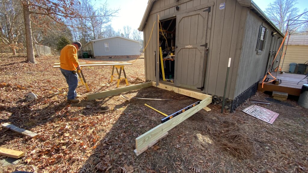 Leveling the deck frame